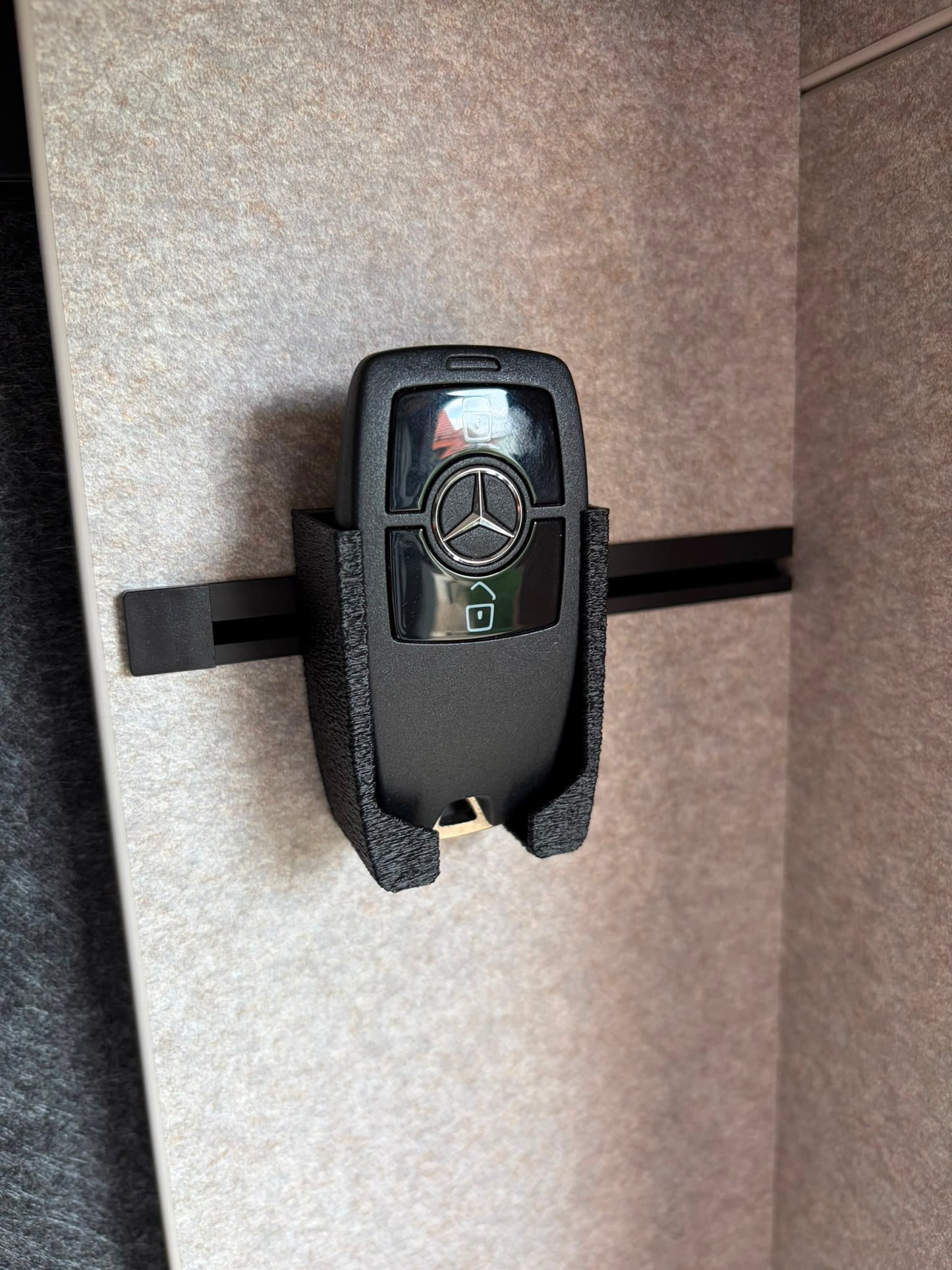 Hymer ML-T Schlüsselhalter Multifunktionsschiene